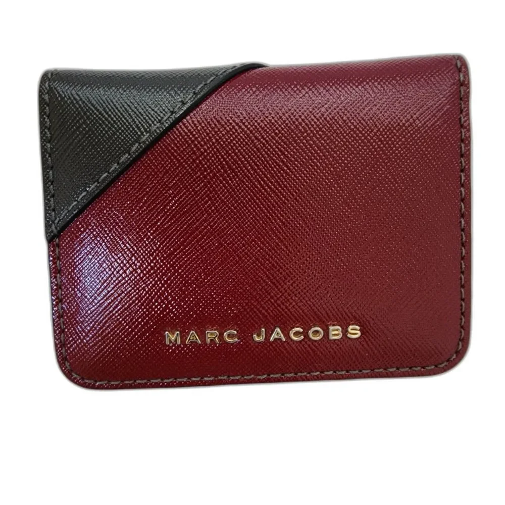 Marc Jacobs used excellent